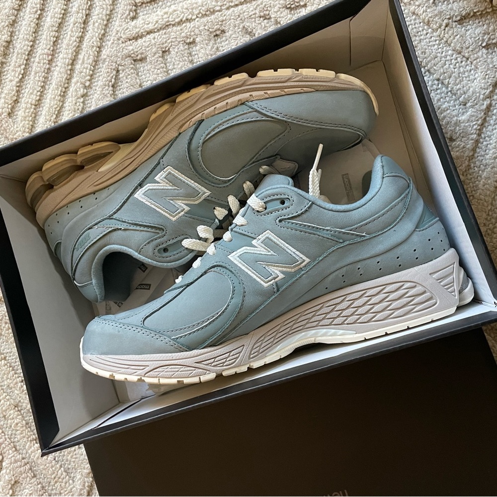 New Balance 2002r Kith size 11